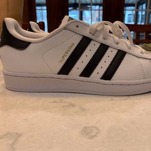 Adidas Women's Original Superstars S7